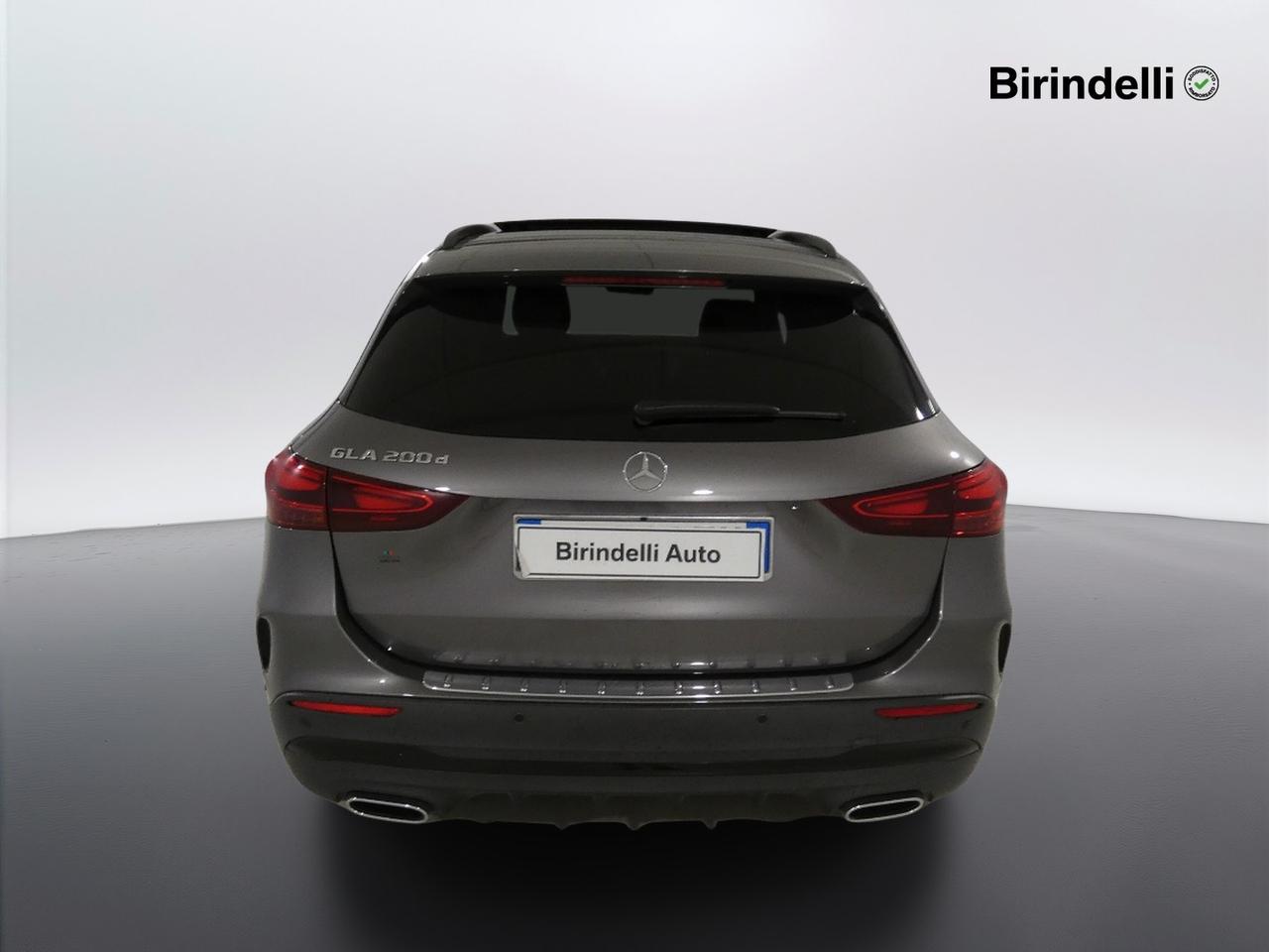 Mercedes-Benz GLA (H247) - GLA 200 d Automatic AMG Line Premium