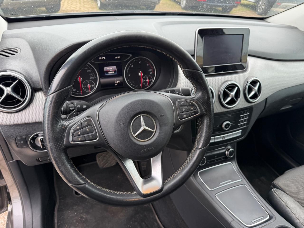 Mercedes-benz B 180 d Automatic Premium