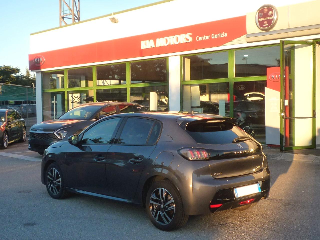 PEUGEOT 208 1.2 PureTech 100 CV Allure GRIGIO MET. 2023