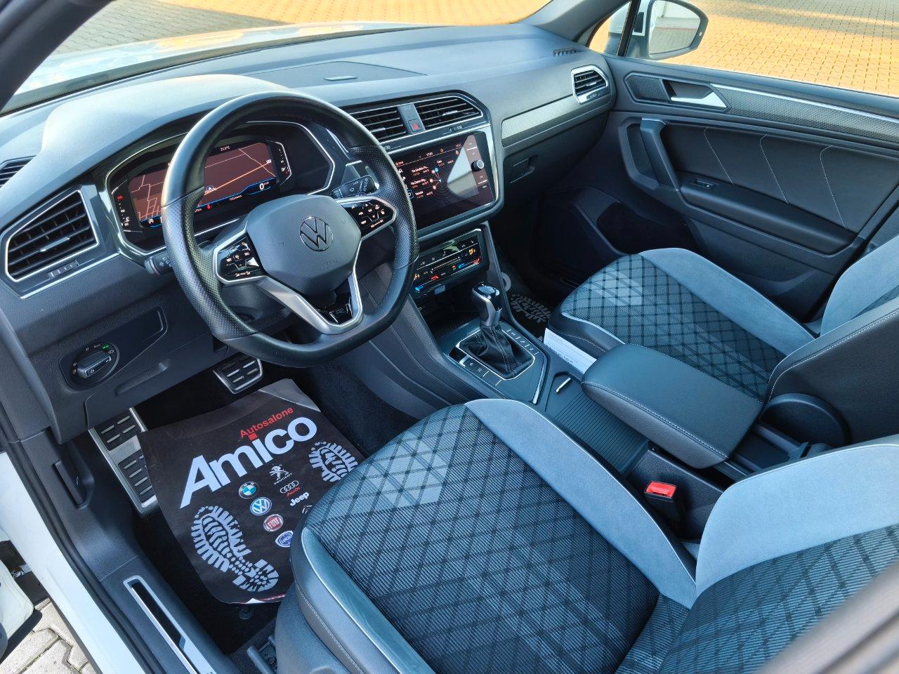 Volkswagen Tiguan 2.0 TDI DSG R-Line Luci Ambient/Retrocamera