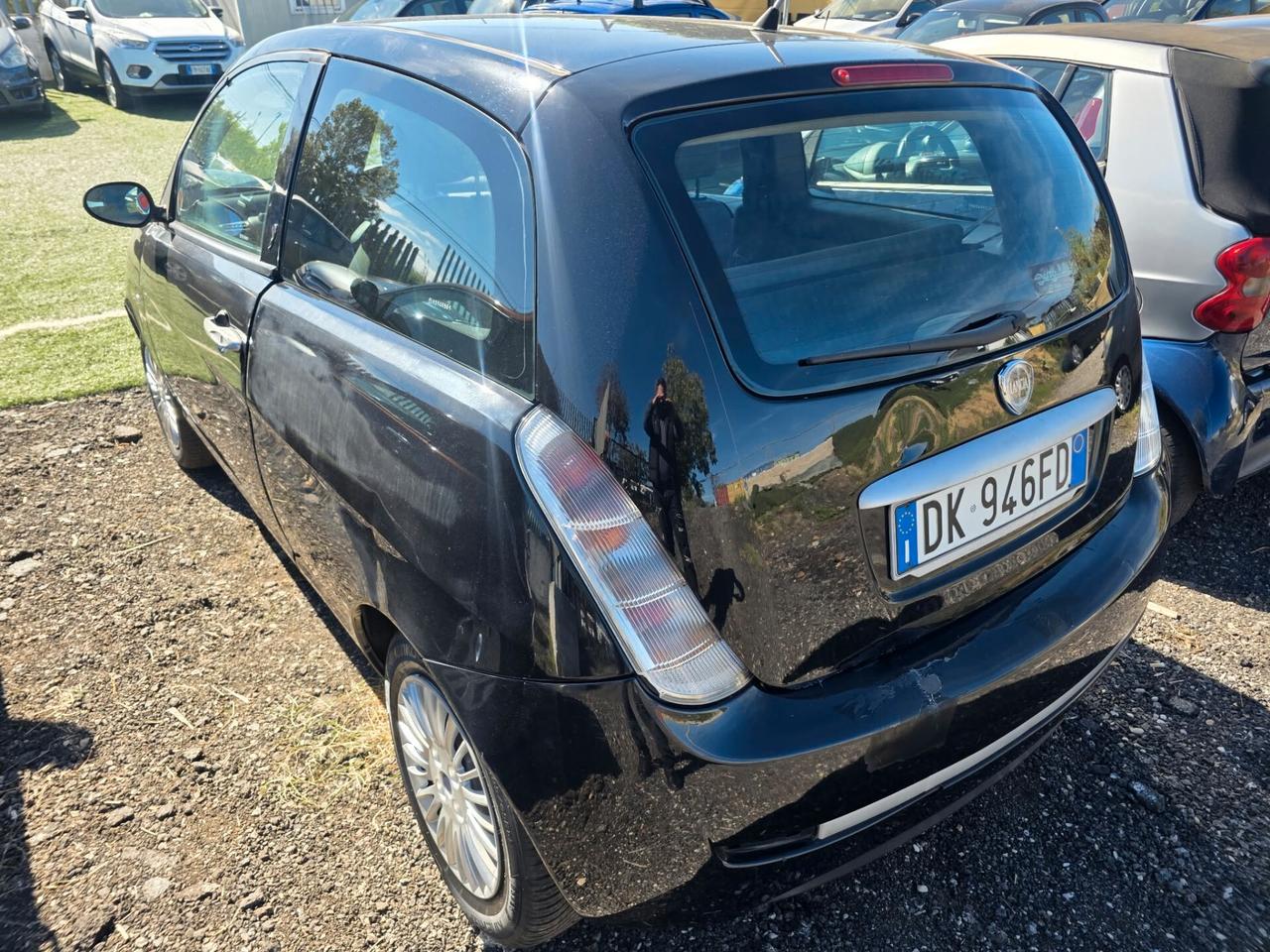 Lancia Ypsilon 1.2 benzina
