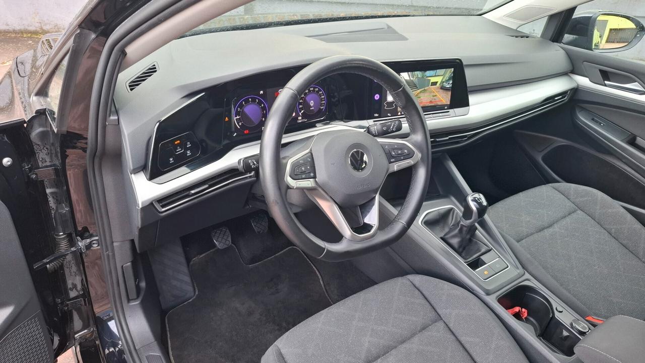 Volkswagen Golf 1.0 TSI 115 CV 5p. Business BlueMotion -FARI FULL LED