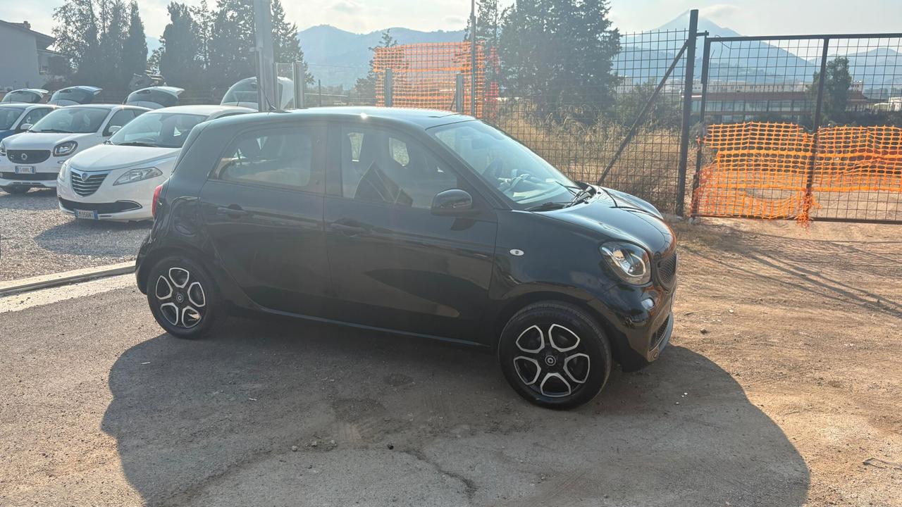 Smart ForFour 70 1.0 Passion