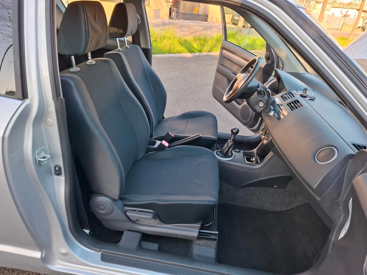 Suzuki Swift 1.3 3p. GL
