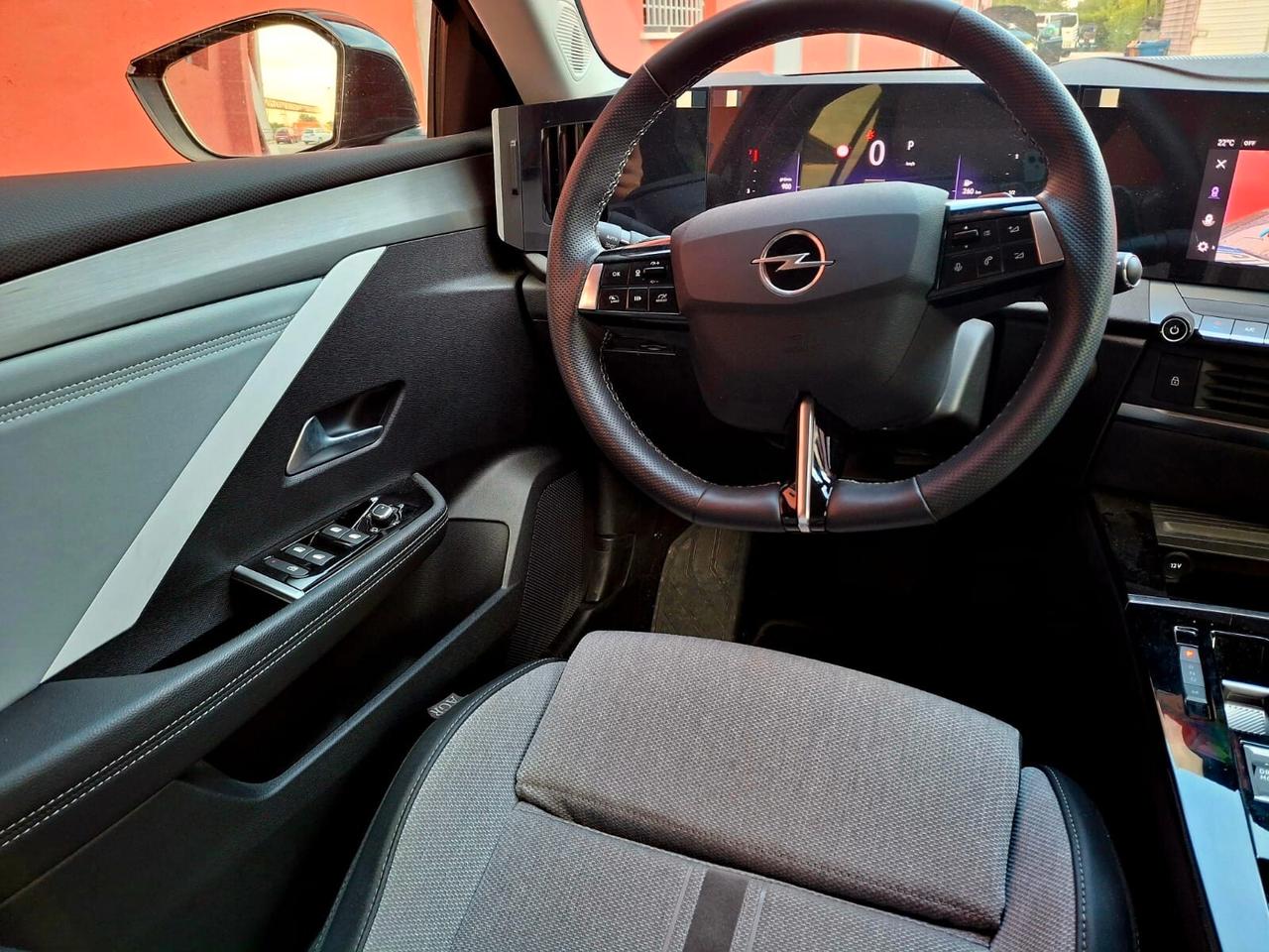 Opel Astra 1.2 Turbo 130 CV Business Elegance
