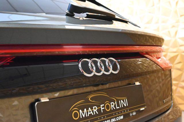 AUDI Q8 50TDI Q.TIP.286CV 2xS-LINE TET.22"SOSP.SED.RIS.CAM