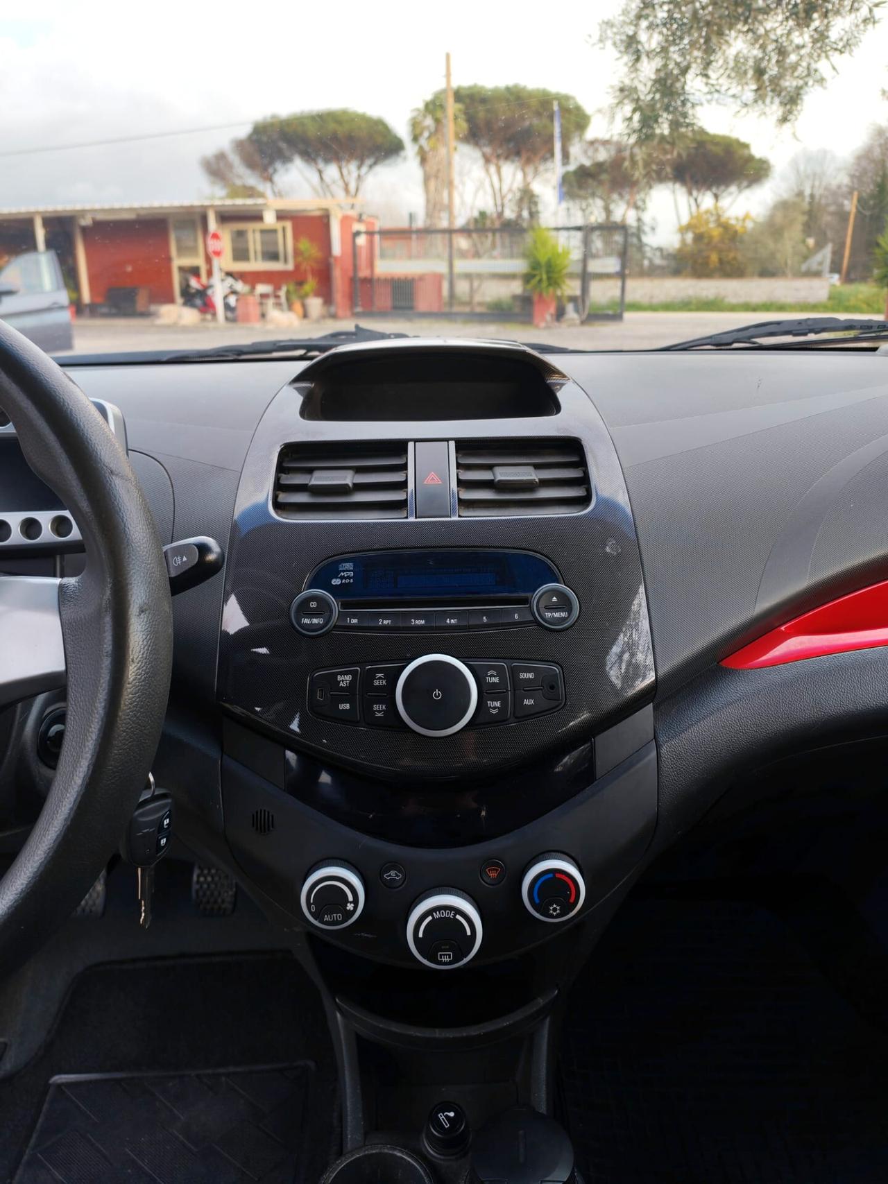 Chevrolet Spark 1.2 LT GPL Eco Logic