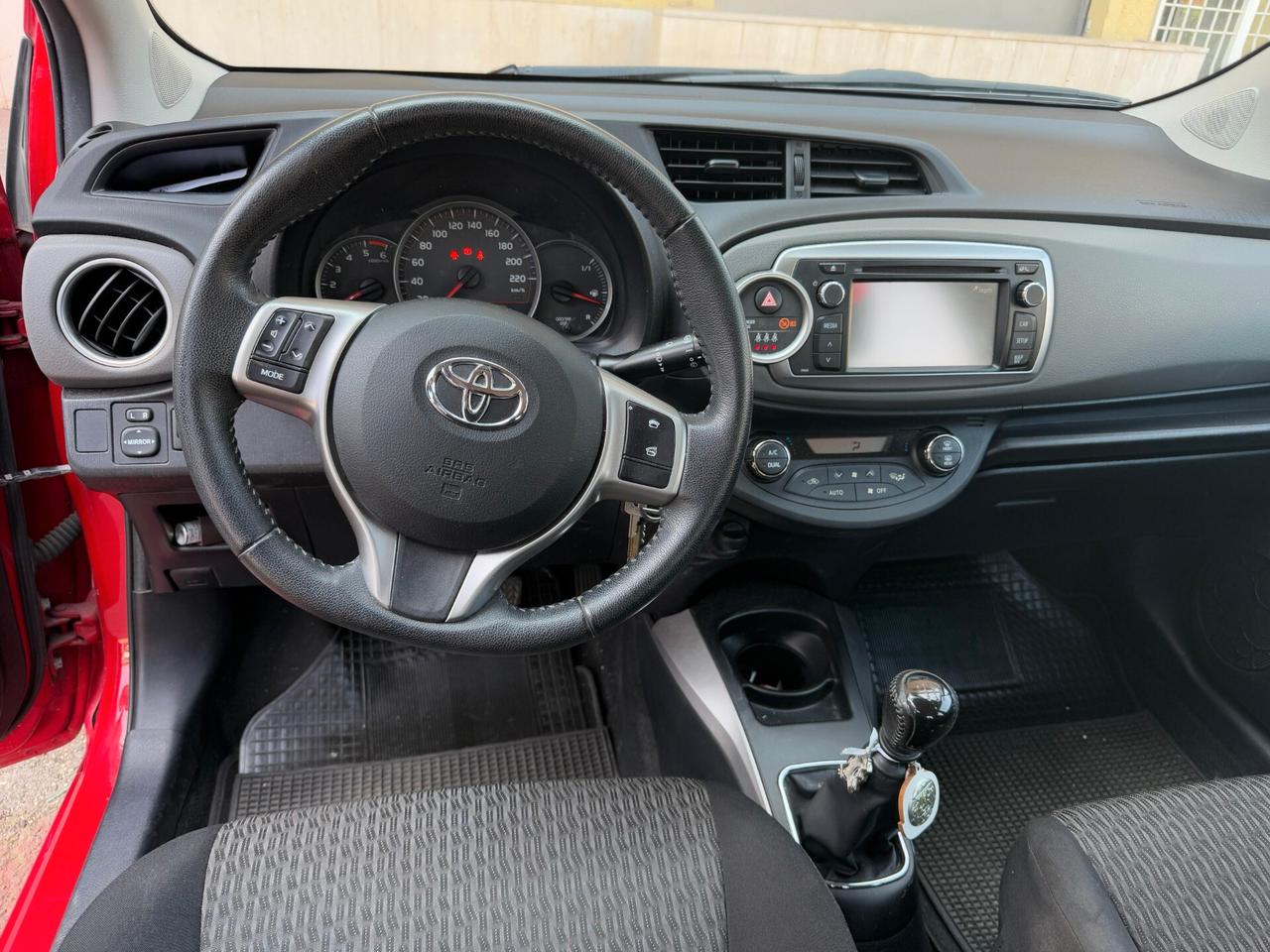 Toyota Yaris 90cv Lounge *RETROCAMERA