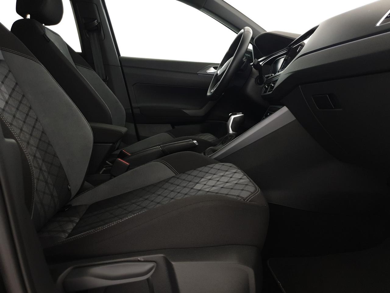 Volkswagen Taigo 1.5 tsi r-line 150cv dsg