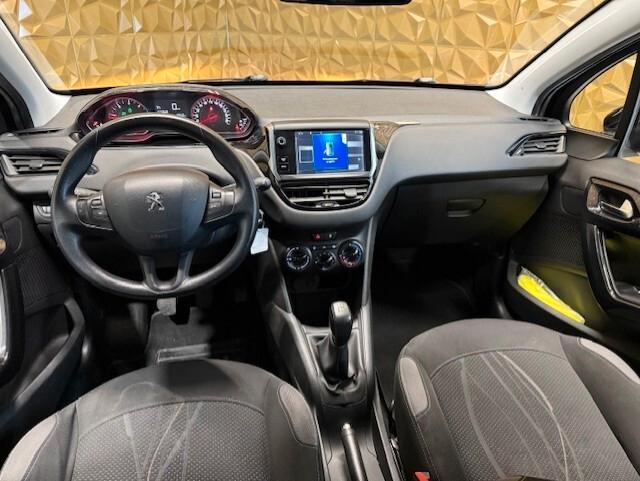 Peugeot 208 1.4 HDi 68 CV 5 porte Allure