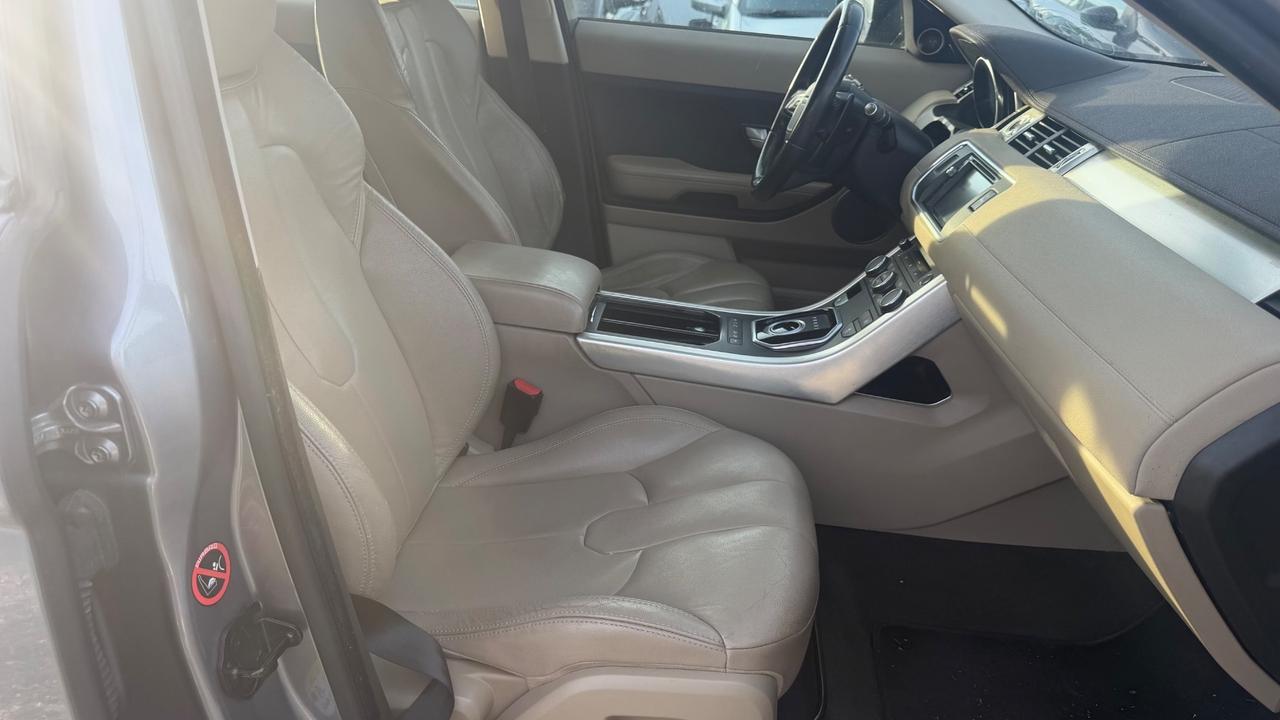 Land Rover Range Evoque 2.2 TD4 5p. Prestige