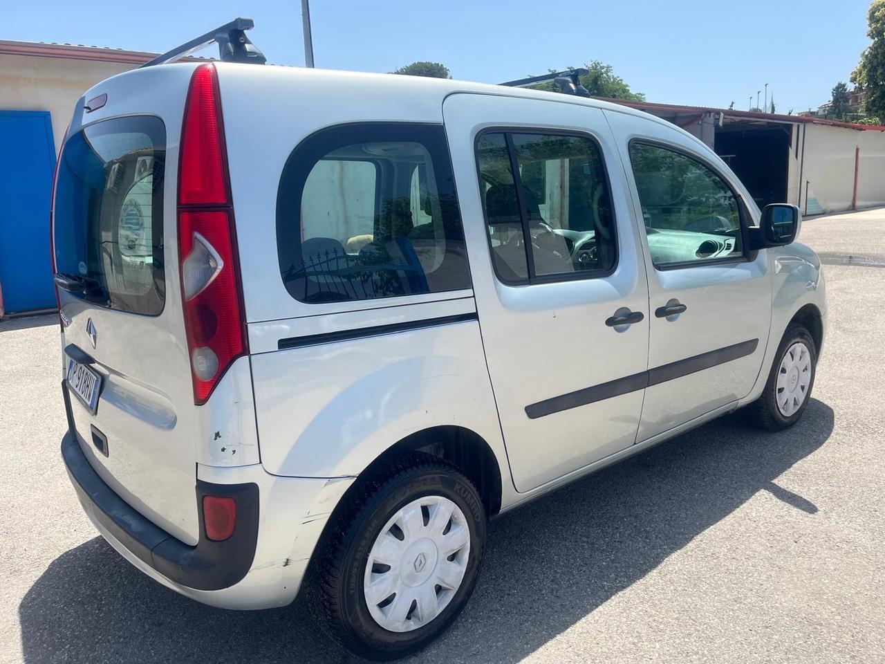 Renault kangoo 5P-1.5 dci- 2008