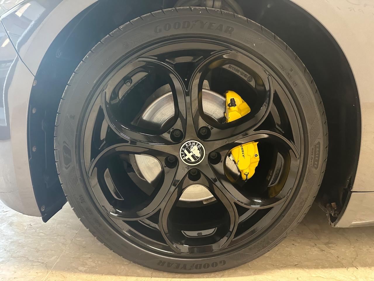 Alfa Romeo Giulia (952) Veloce 2.2 Diesel 136 CV