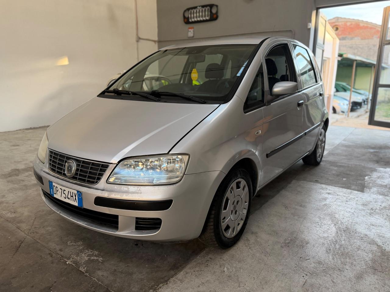 Fiat Idea 1.2 16V BlackLabel