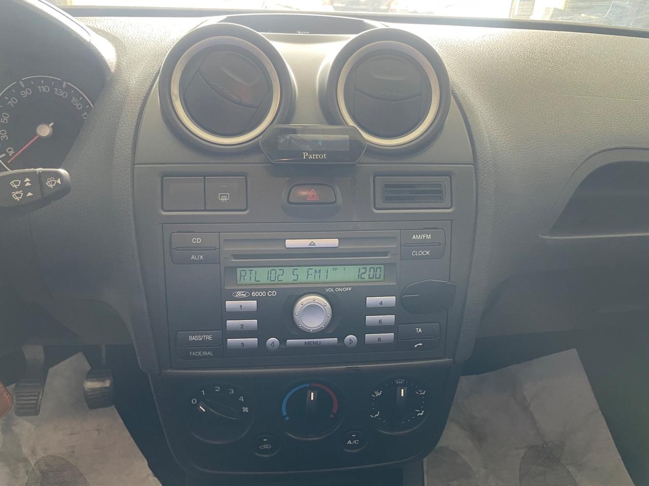 Ford Fiesta 1.2 16V 5p. Ghia - Nessun vincolo -