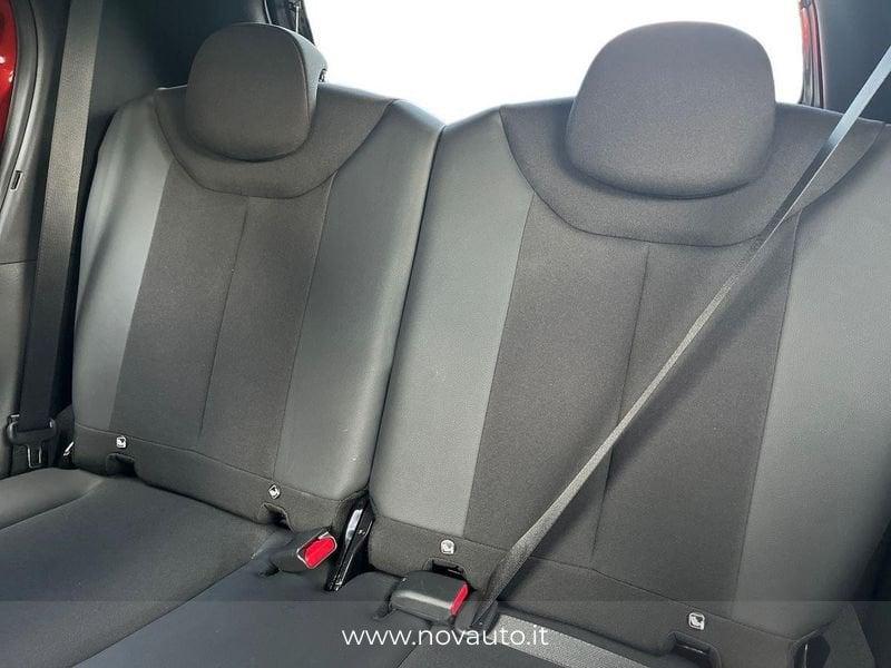 Toyota Aygo X 1.0B (72 CV) Lounge S-CVT