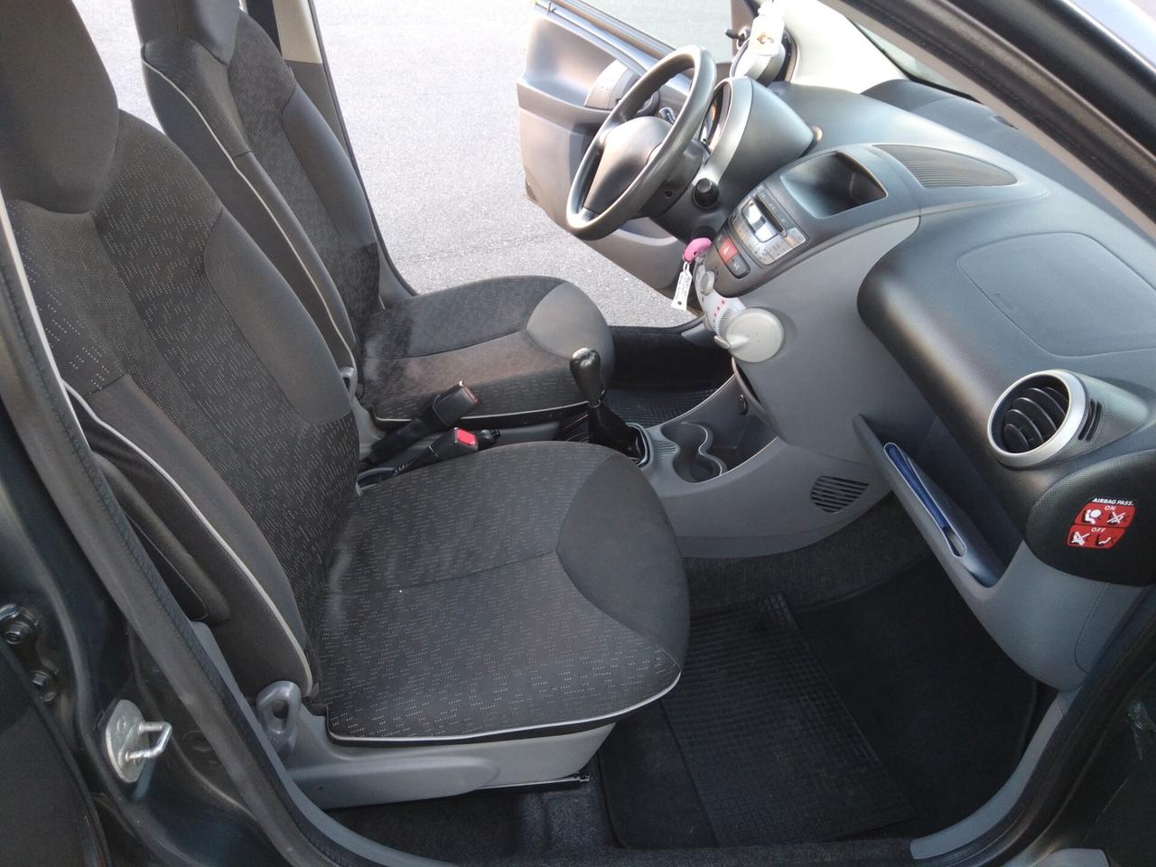 Peugeot 107 1.0 68CV 5p. Allure x neopatentati