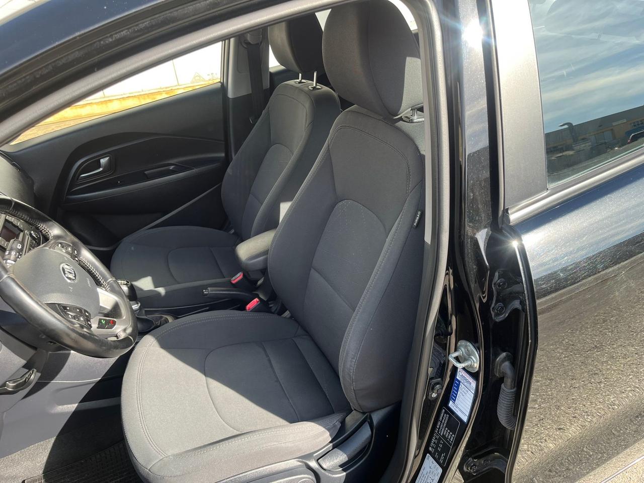 Kia Rio 1.1 CRDi 5p. Active 137000 km