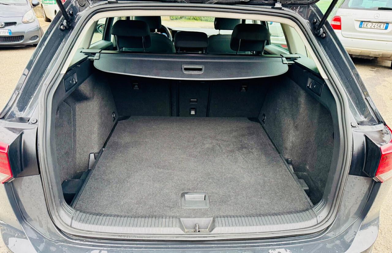 Volkswagen Golf Variant 2.0 TDI 150 CV DSG SCR Style