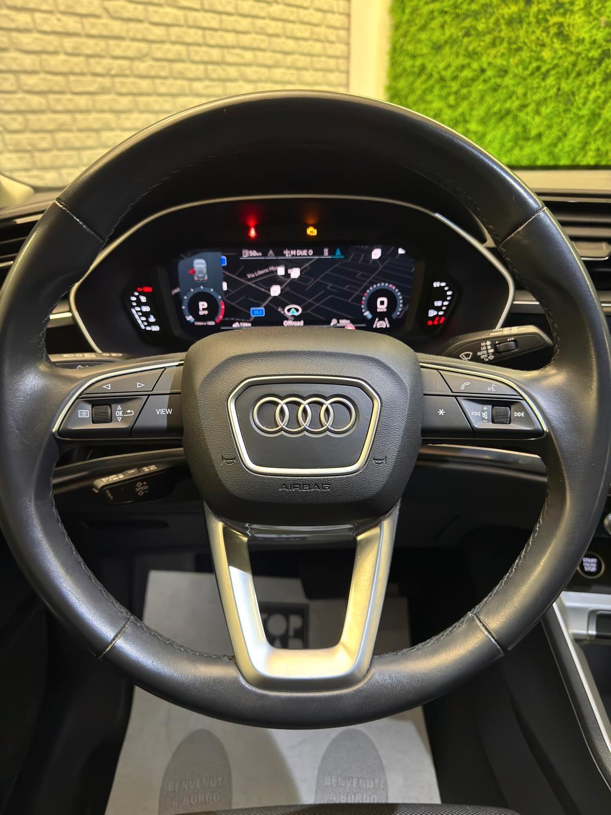 Audi Q3 35 TFSI Business Advanced