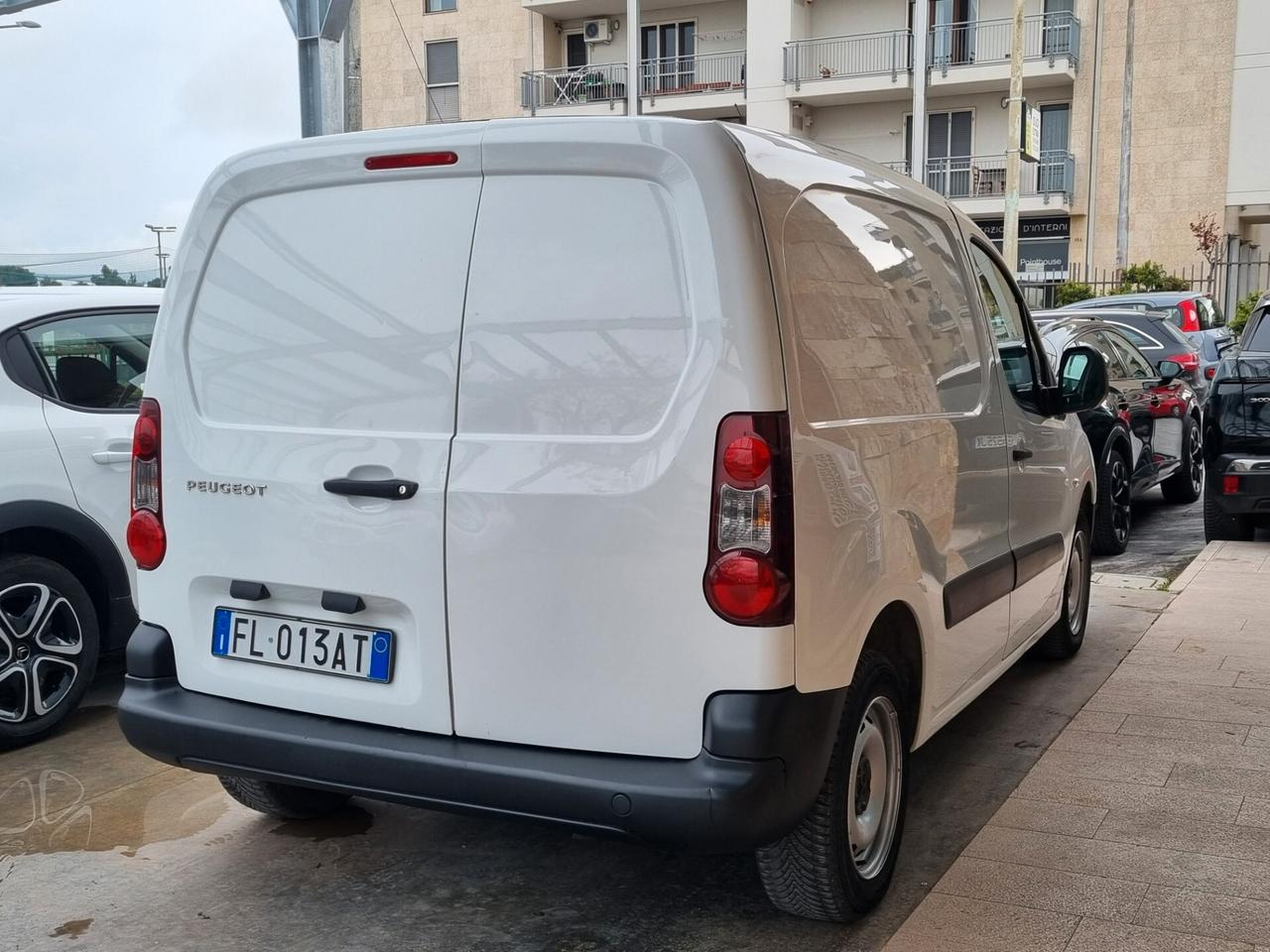 Peugeot Partner BlueHDi 75 L1 Furgone Pro