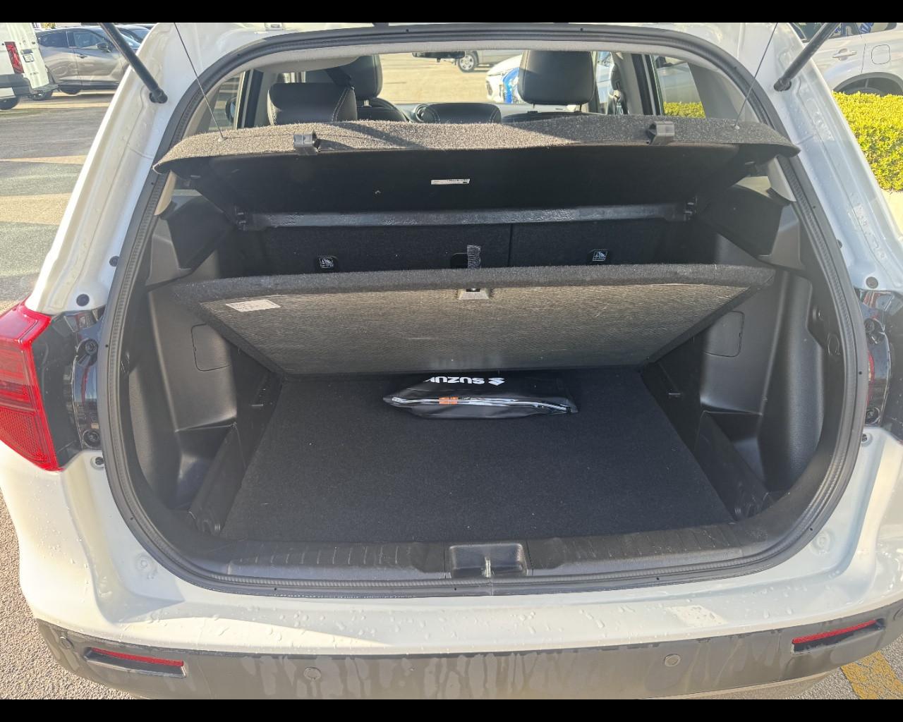 SUZUKI Vitara (2015) - Vitara 1.4 Hybrid A/T 4WD AllGrip Starview