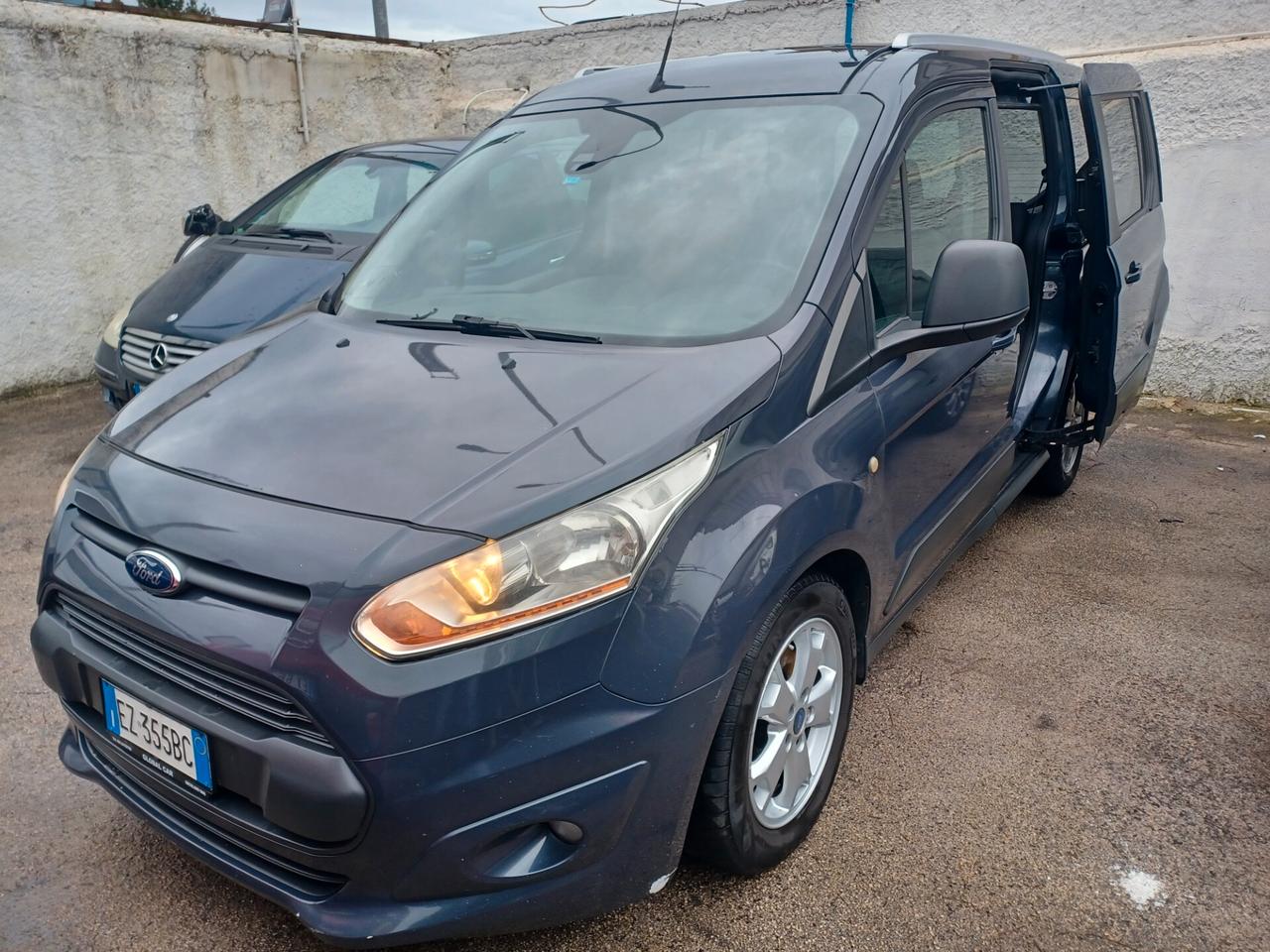 Ford Tourneo Connect 1.6 TDCi ANNO 2015