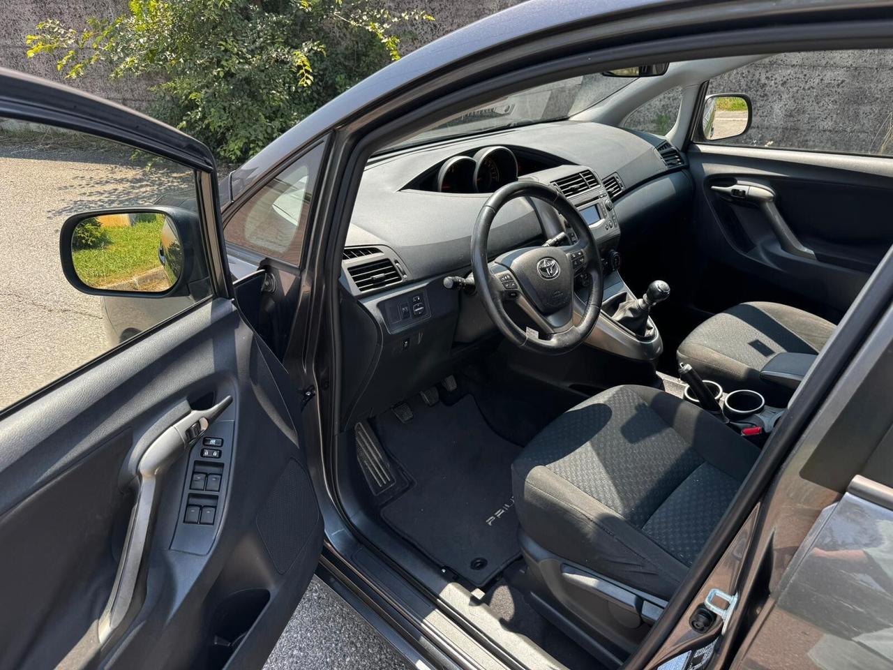 Toyota Verso 1.6 Sol Euro 4 - 2010 - 183.000 km