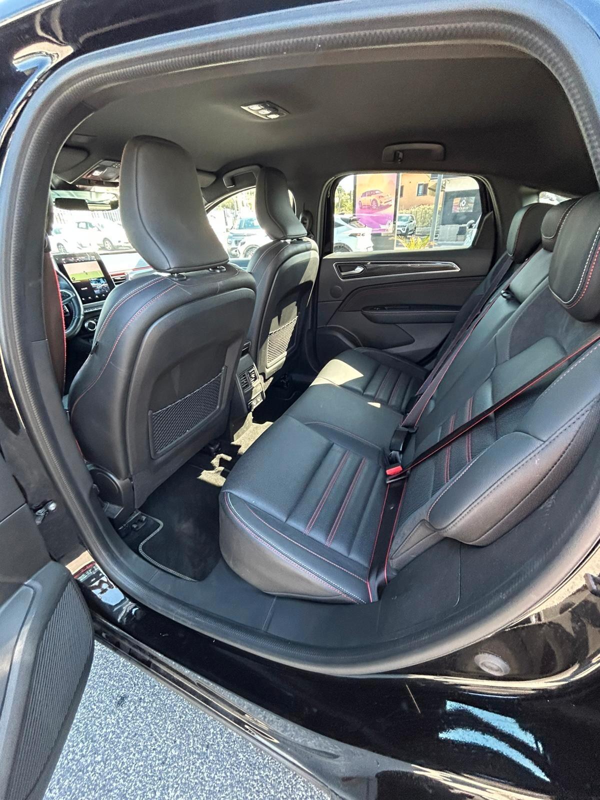 Renault Arkana Hybrid E-Tech 145 CV R.S. Line