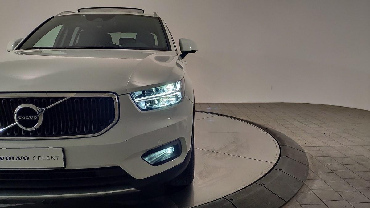 VOLVO Xc40 T2 Geartronic Momentum Pro