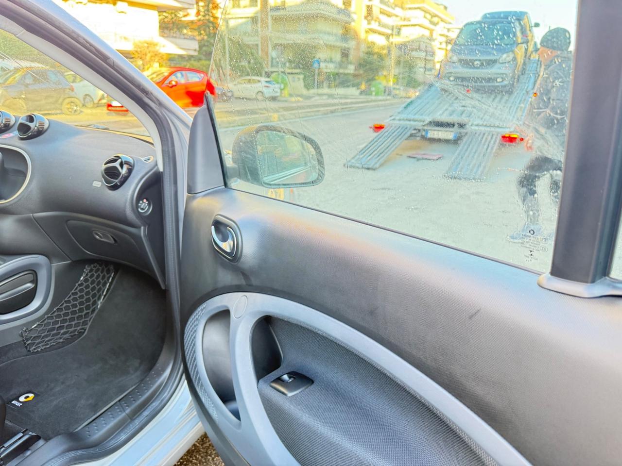 Smart ForTwo 70 1.0 twinamic Passion LED PDC PANORAMA BLUETOOTH SOLO 1600 KM INTROVABILE