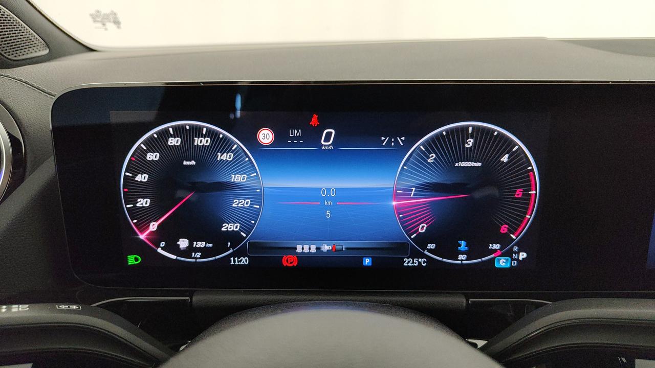 Mercedes-Benz GLA 200 d automatic