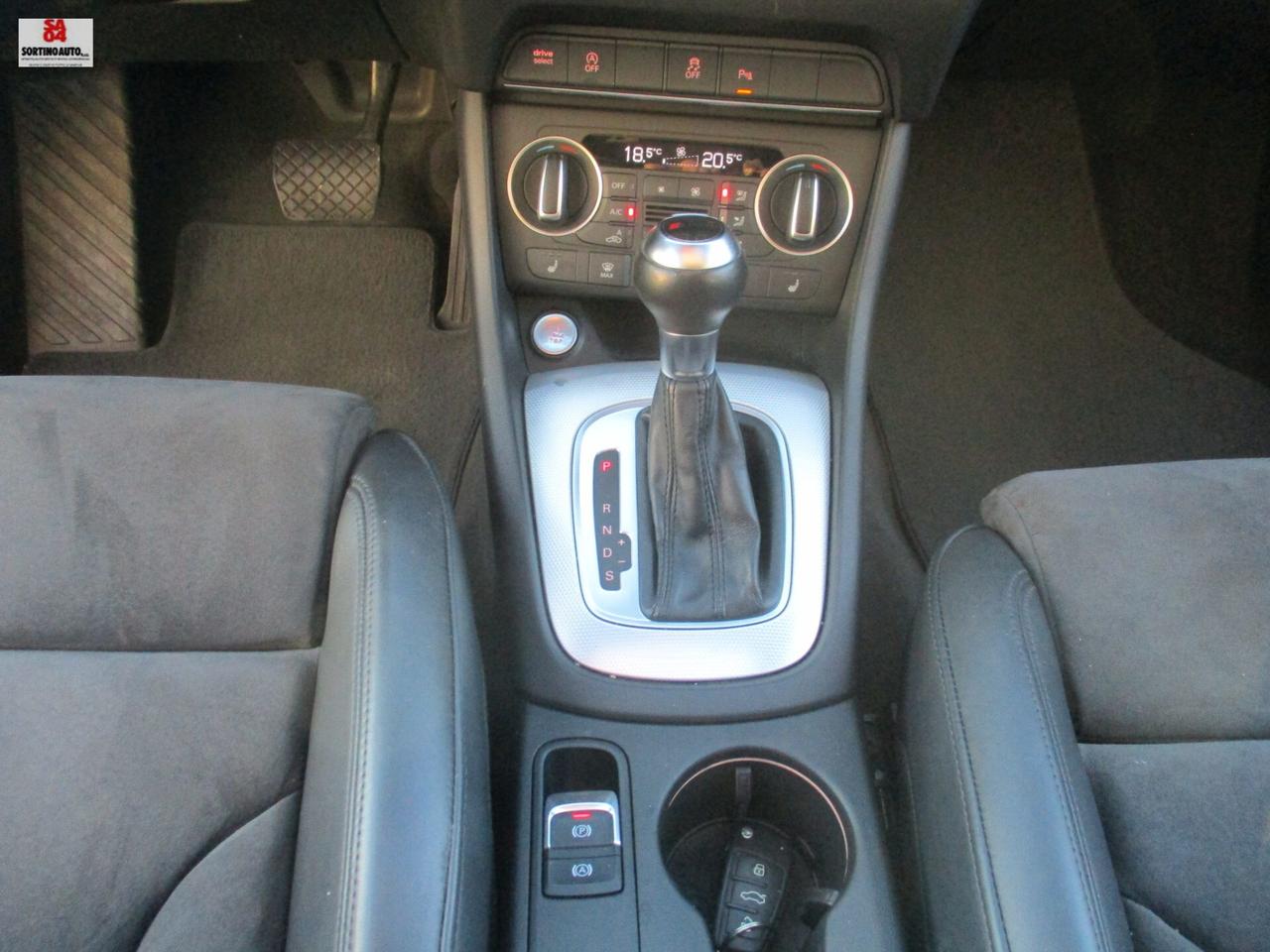 Audi Q3 2.0 TDI 184 CV S tronic quattro edition Sport 10/2015 KM180000 FULL