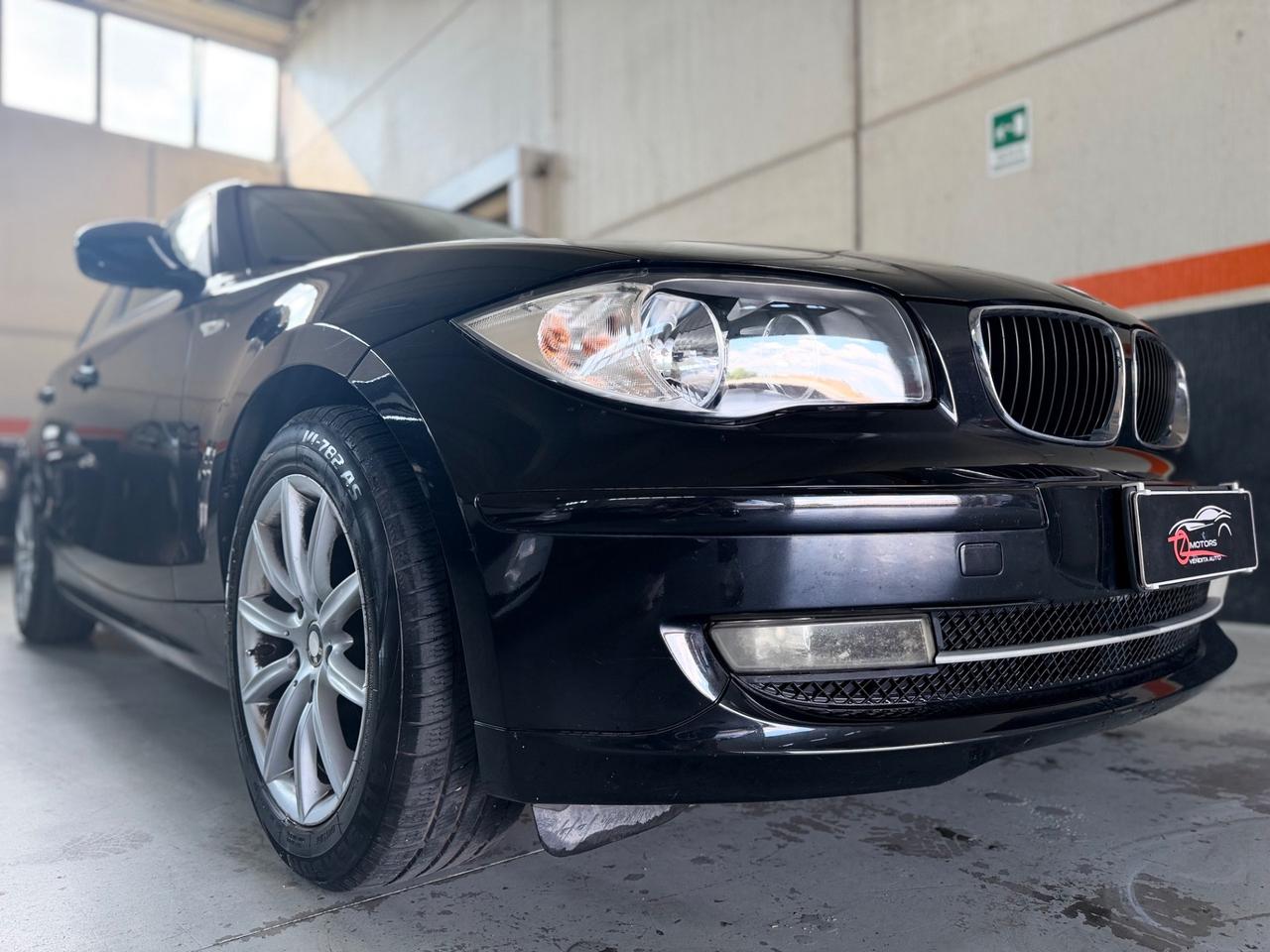 Bmw 118 118d 2.0 143CV cat 5 porte Attiva NEOPATENTATI