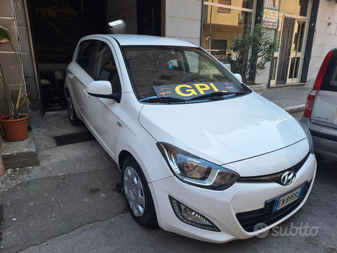 Hyundai i20 1.2 5p. Econext Sound Edition