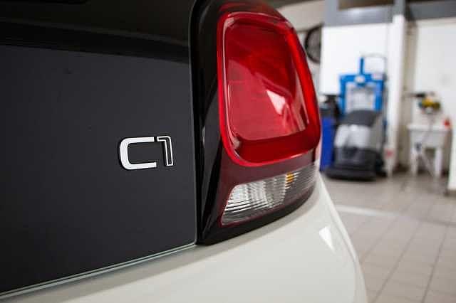 Citroen C1 VTi 72 S&S 5 porte Shine