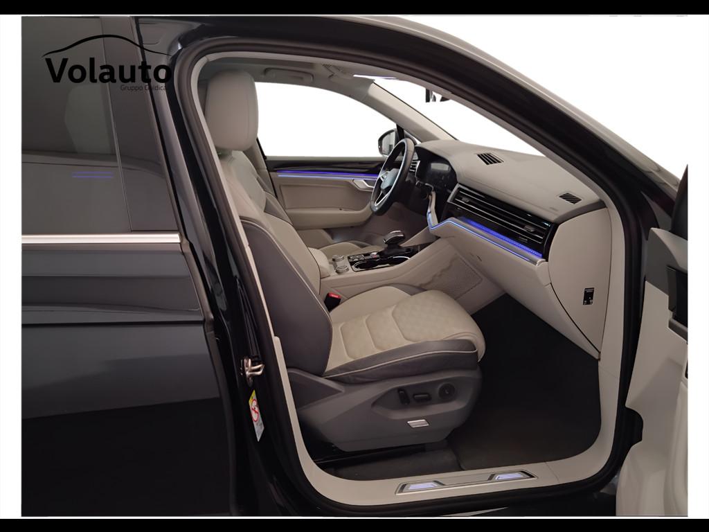 VOLKSWAGEN Touareg III 2018 - Touareg 3.0 V6 tdi Elegance 231cv tiptronic