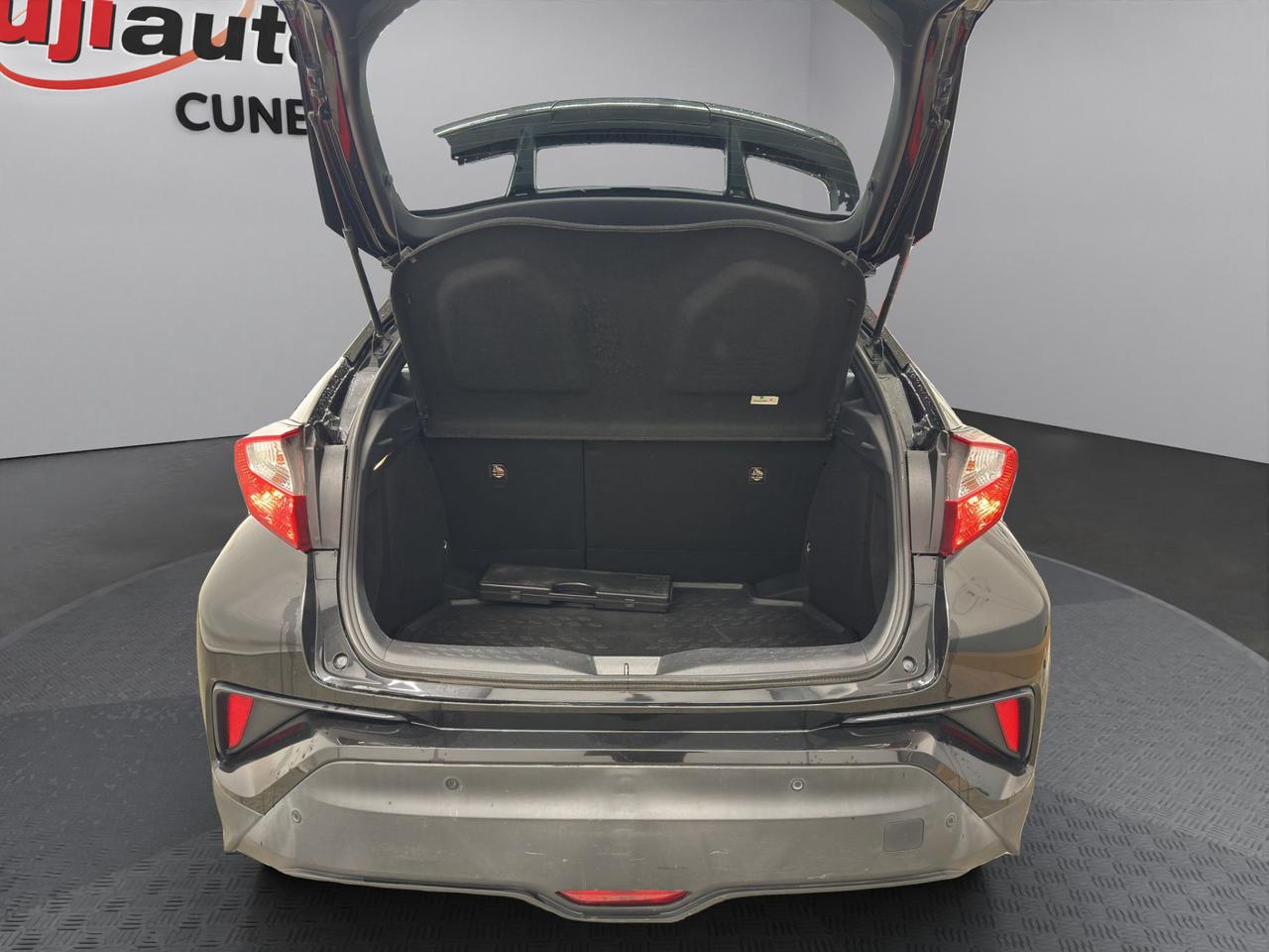 Toyota C-HR 1.8h Active 2wd e-cvt