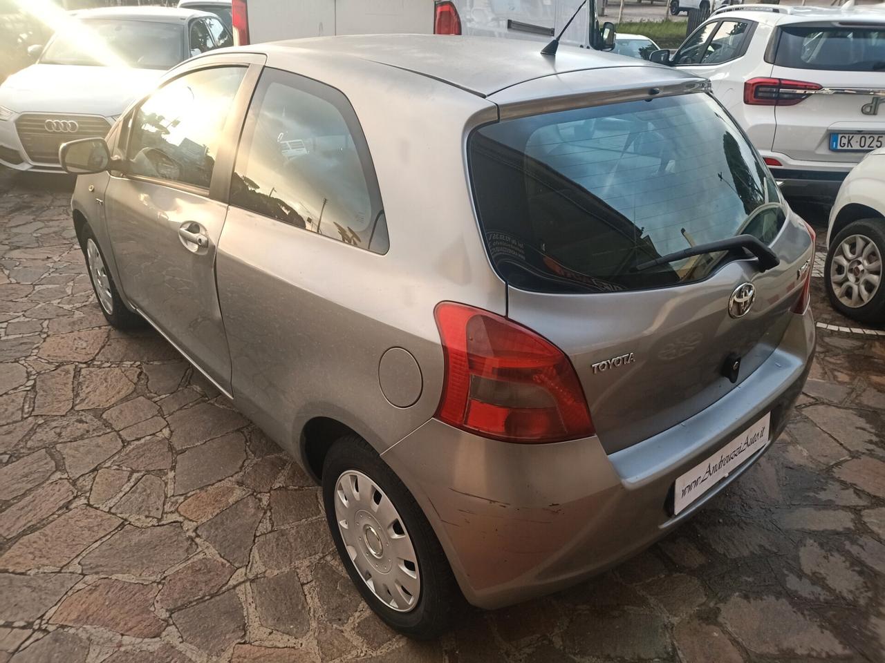 Toyota Yaris 1.4 D-4D 3 porte