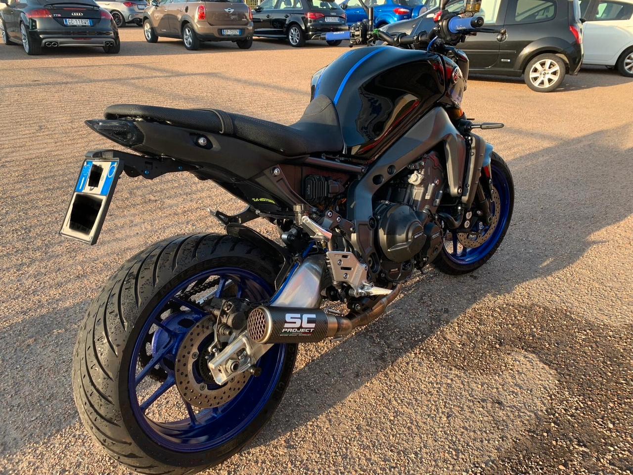 Yamaha Mt09 13mila km anno 2023