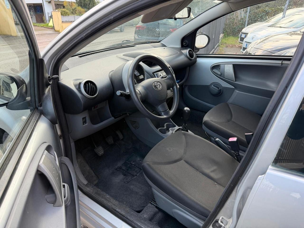 Toyota Aygo 1.0 12V VVT-i 5 porte Sound