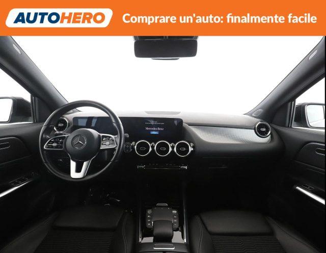 MERCEDES-BENZ GLA 180 Automatic Sport