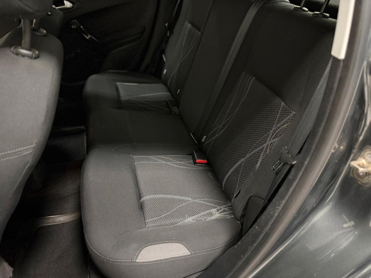 Peugeot 208 1.2 b X NEOPATENTATI 2014