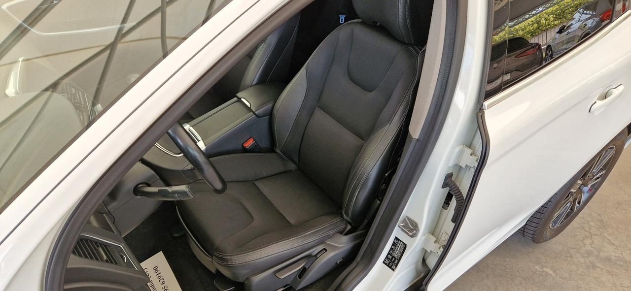Volvo XC60 D3 2.0D 150cv Geartronic R-design