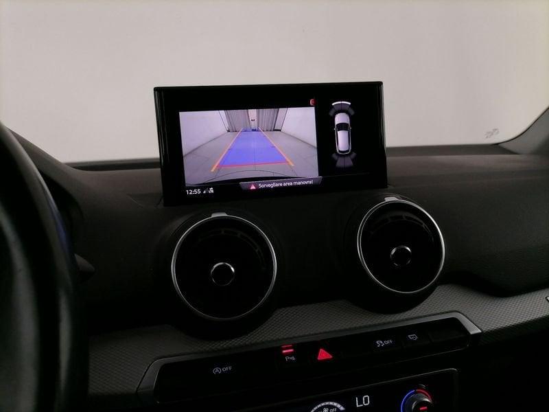 Audi Q2 35 2.0 tdi Business s-tronic