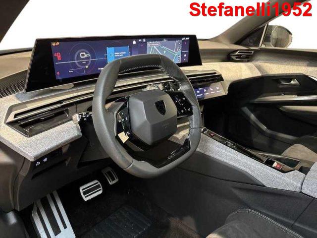 PEUGEOT 5008 1.2 hybrid GT 136cv e-dcs6