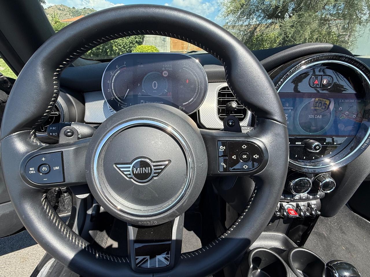 Mini 2.0 Cooper S Cabrio Yours Trim