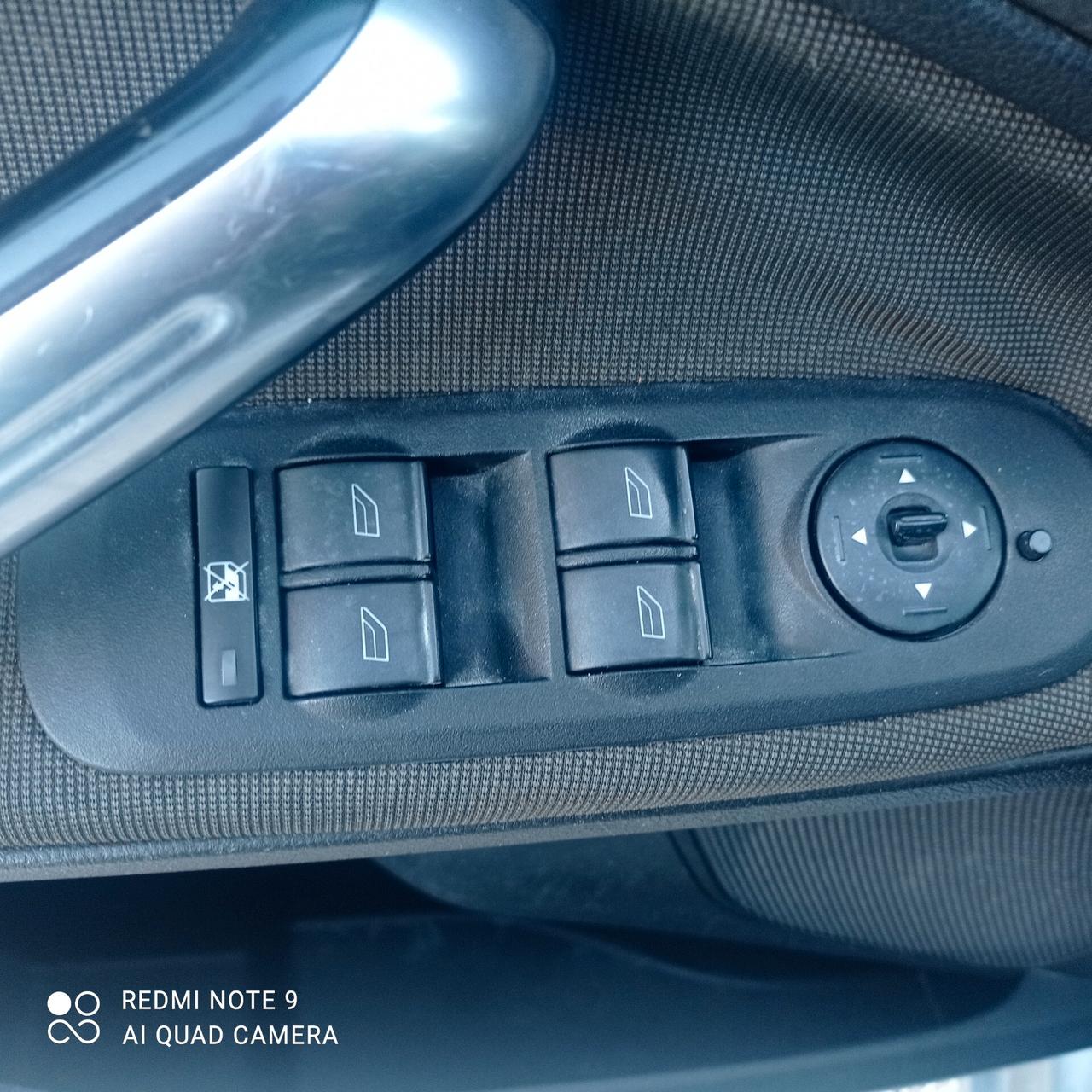 Ford S-Max 2.0 TDCi 140CV Titanium DPF