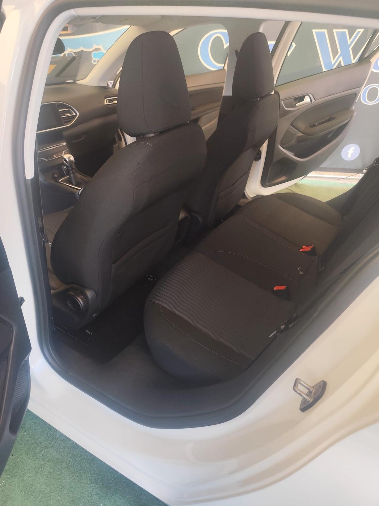 Peugeot 308 BlueHDi 120 S&S Business