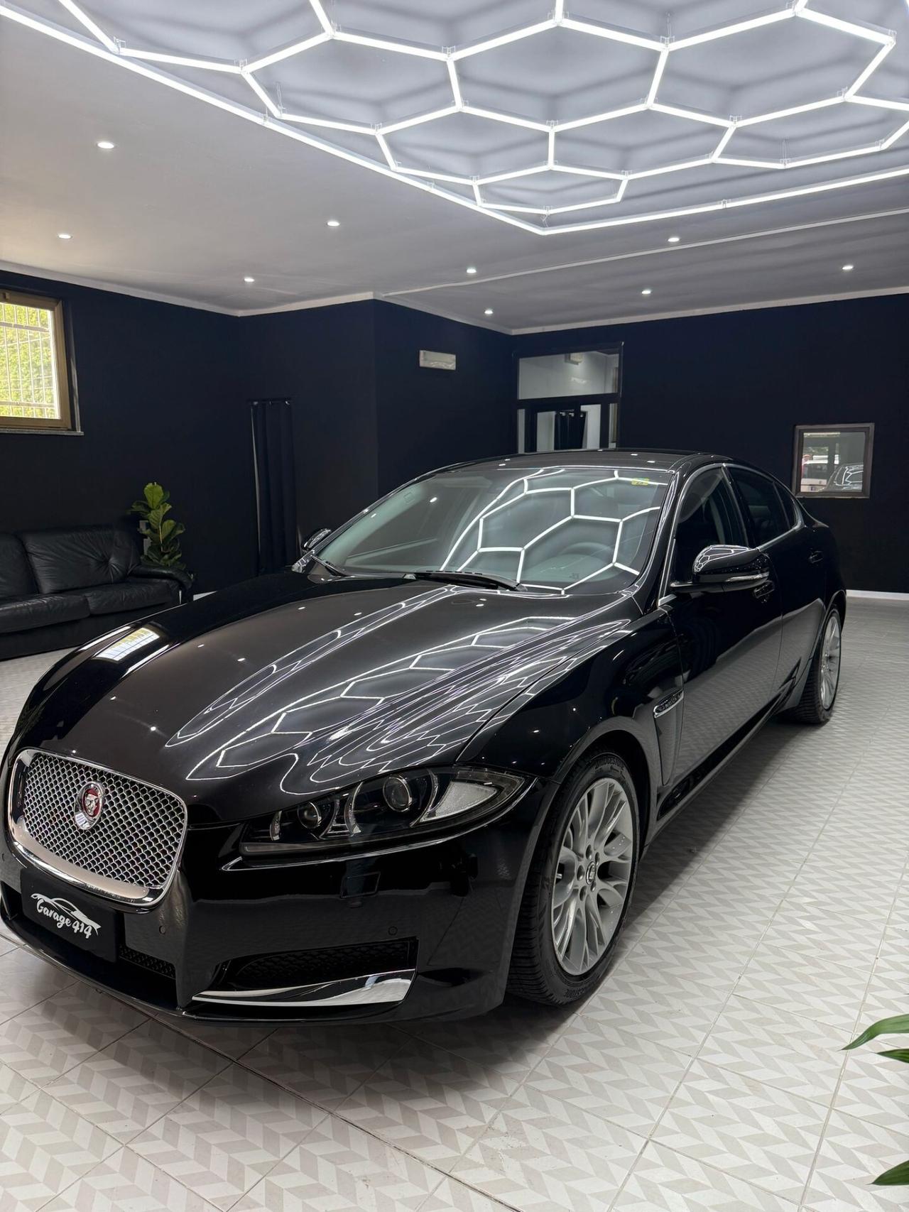 Jaguar XF 2.2 D 200 CV Premium Luxury